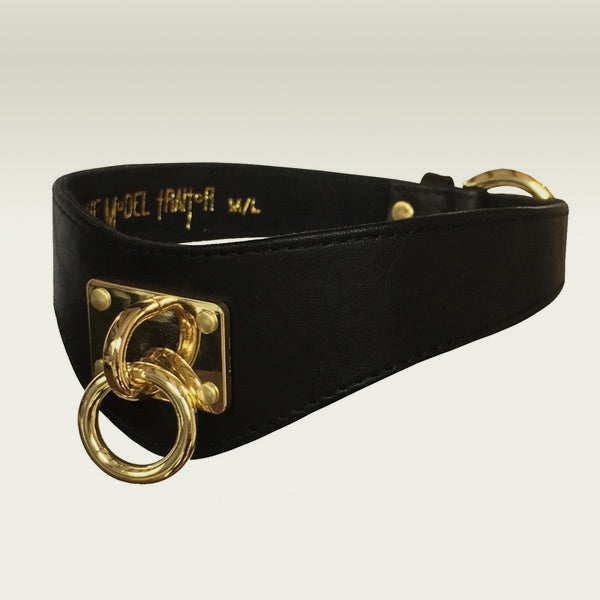 V Collar